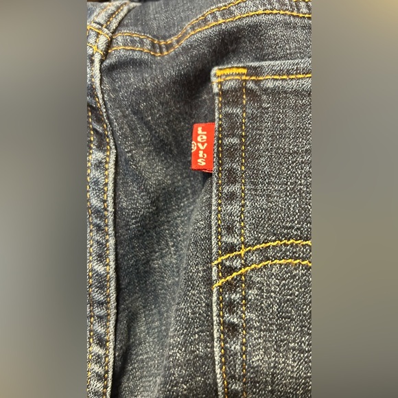 NWT Levi’s Plus Size 16W 414 relaxed straight leg jeans - Picture 4 of 11